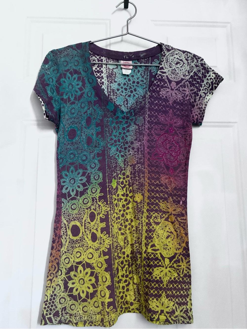 Vintage Y2K Curious Gypsy Floral Longline Fitted Tee Purple Teal Medium
